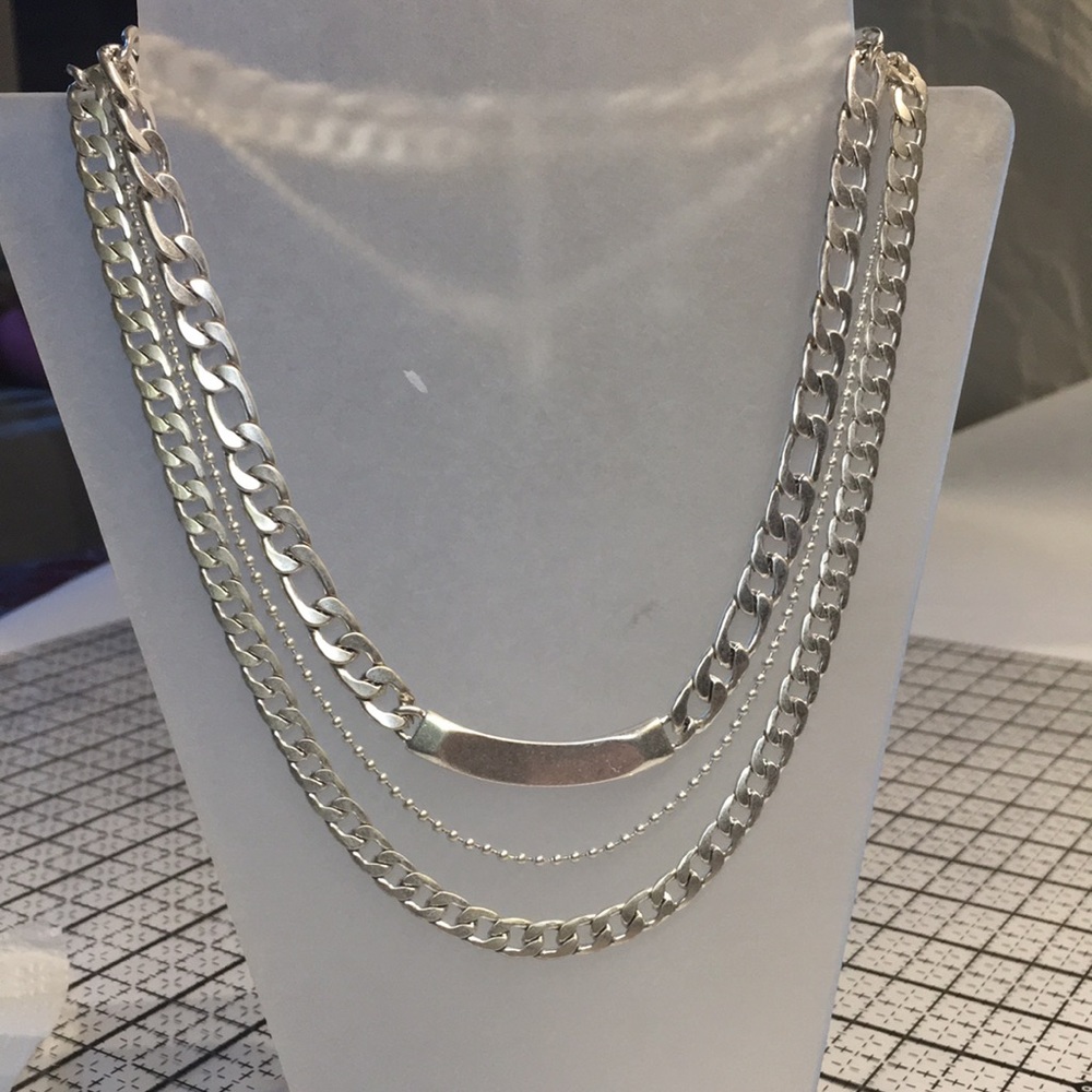 Brushed triple layered silver chain necklace- can be worn separately. Like New